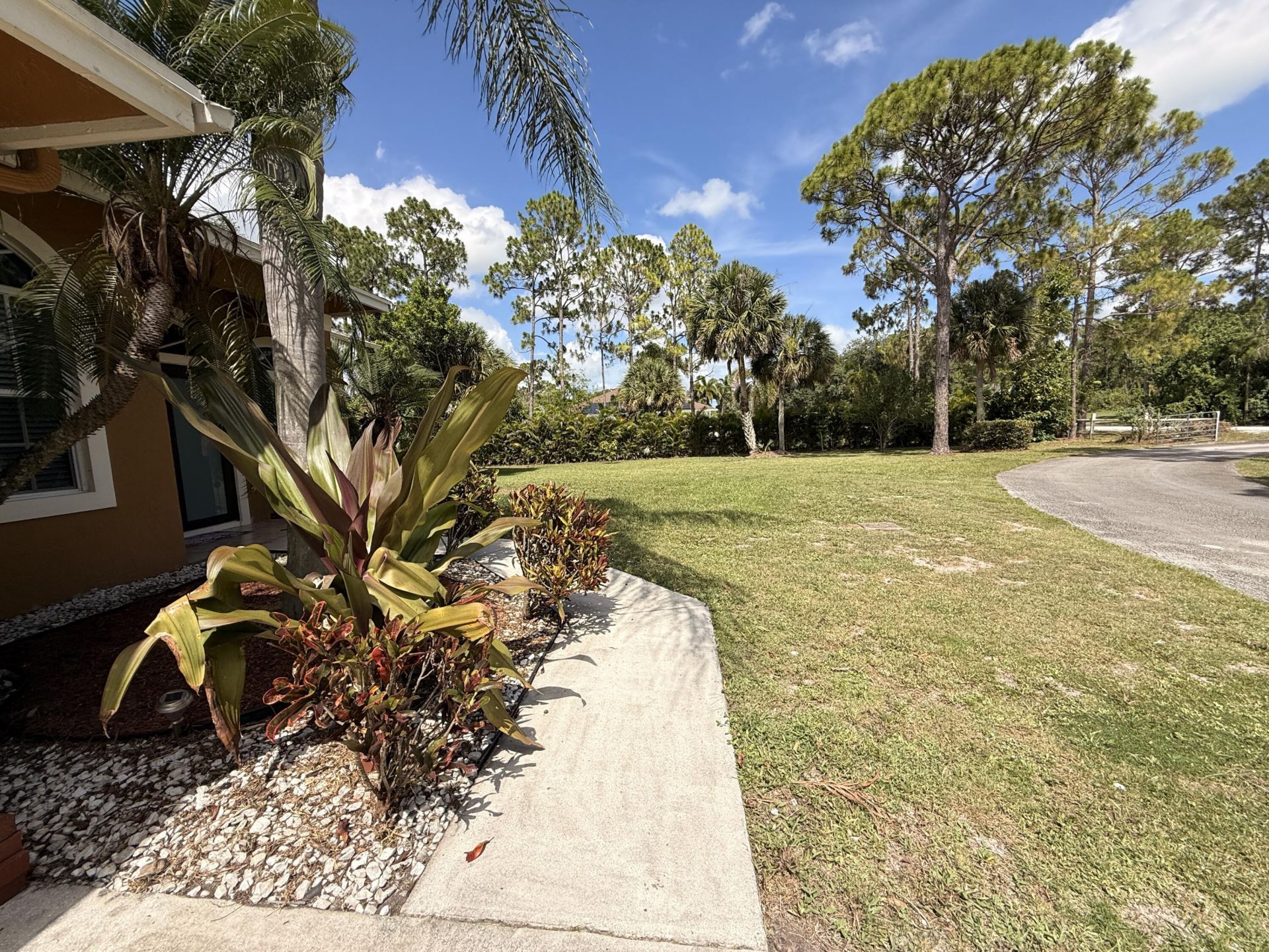14703 N 71st Pl Place N, The Acreage, FL 33470 Photo