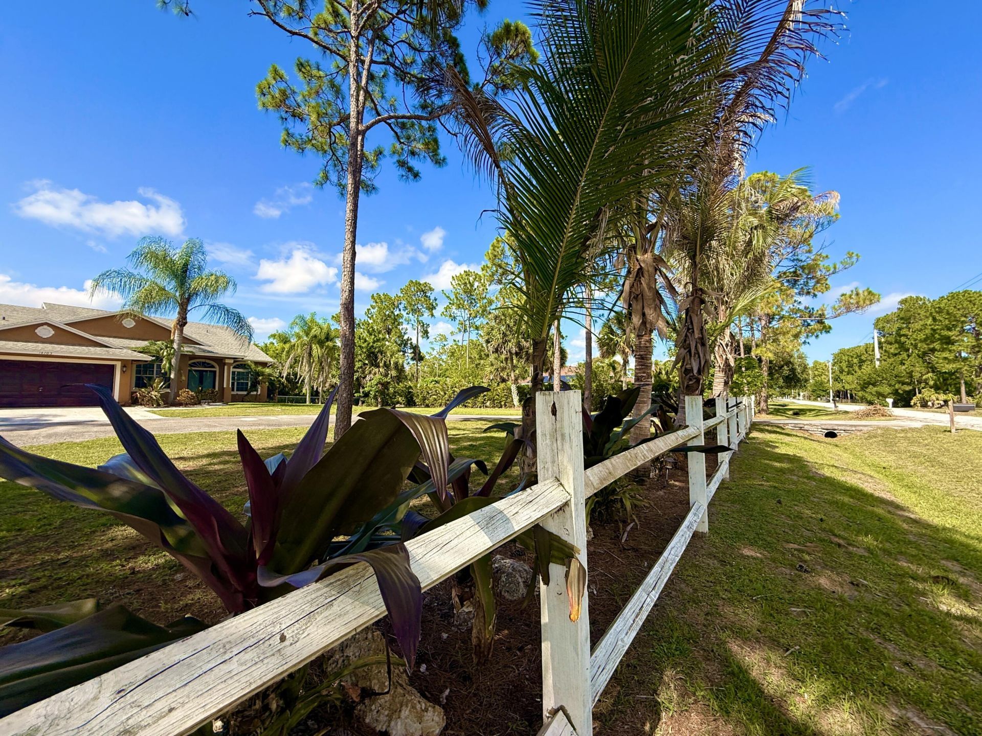 14703 N 71st Pl Place N, The Acreage, FL 33470 Photo