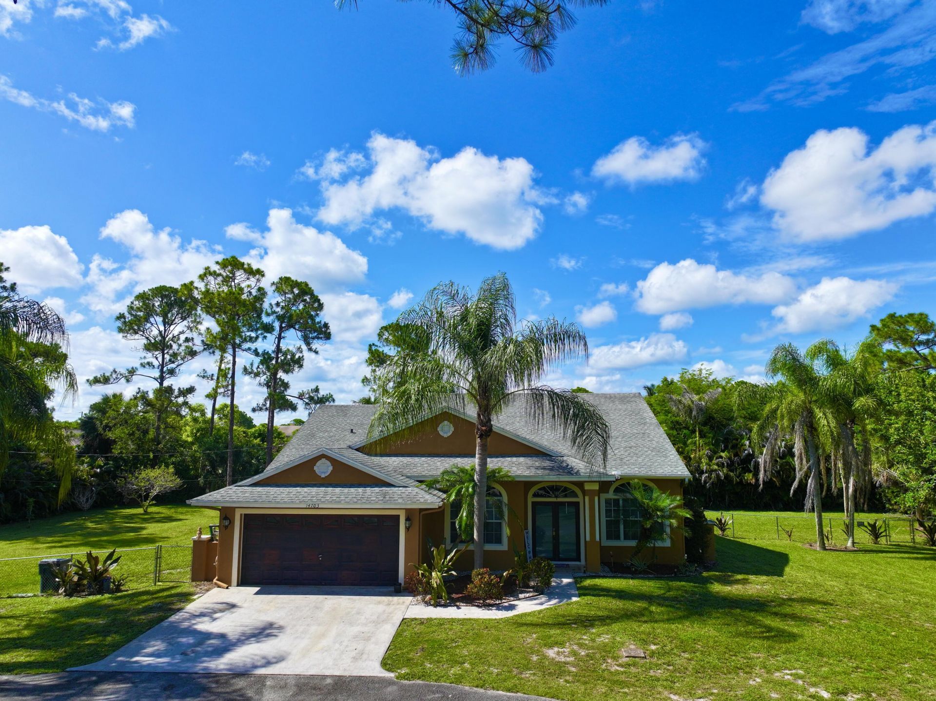 14703 N 71st Pl Place N, The Acreage, FL 33470 Photo