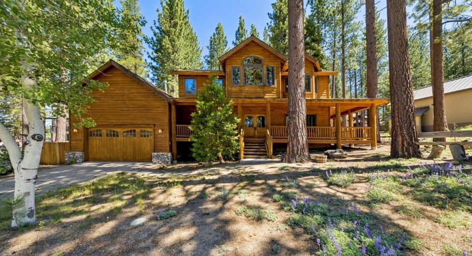 1932 Apache Avenue, South Lake Tahoe, CA 96150 Photo