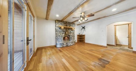 1932 Apache Avenue, South Lake Tahoe, CA 96150 Photo
