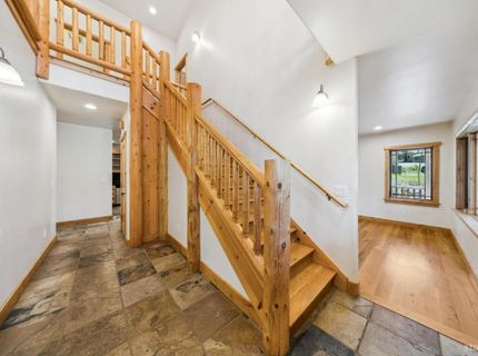1932 Apache Avenue, South Lake Tahoe, CA 96150 Photo