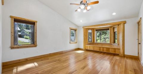 1932 Apache Avenue, South Lake Tahoe, CA 96150 Photo