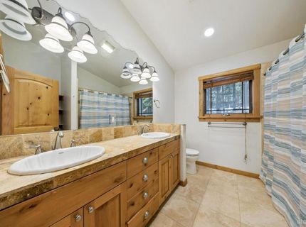 1932 Apache Avenue, South Lake Tahoe, CA 96150 Photo