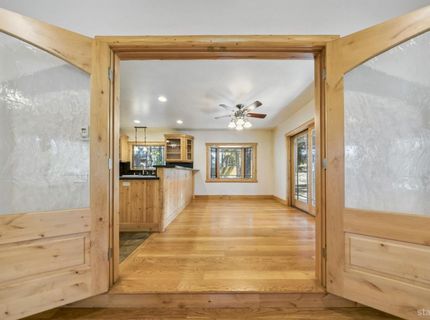 1932 Apache Avenue, South Lake Tahoe, CA 96150 Photo