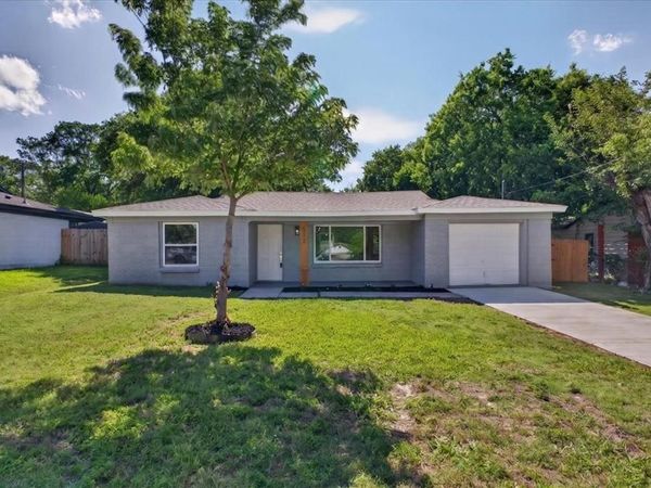 512 Mirike Drive , White Settlement, TX 76108