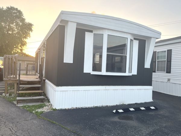 9001 S Cicero Avenue , Oak Lawn, IL 60453