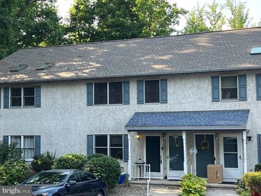 10 MAPLEWOOD AVENUE, Unit 2B, MOHNTON, PA 19540