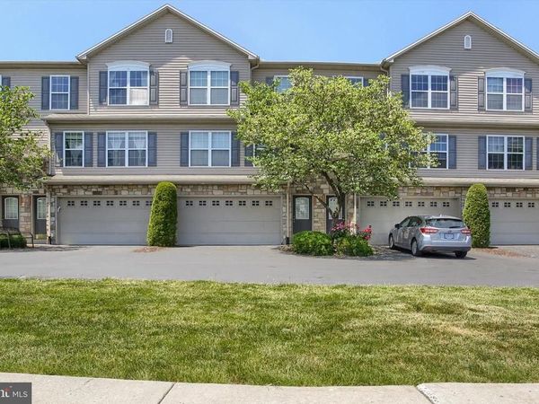 6347 MERCURY DRIVE, MECHANICSBURG, PA 17050