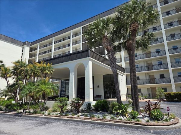 9 HAIG PLACE , Unit 405, DUNEDIN, FL 34698