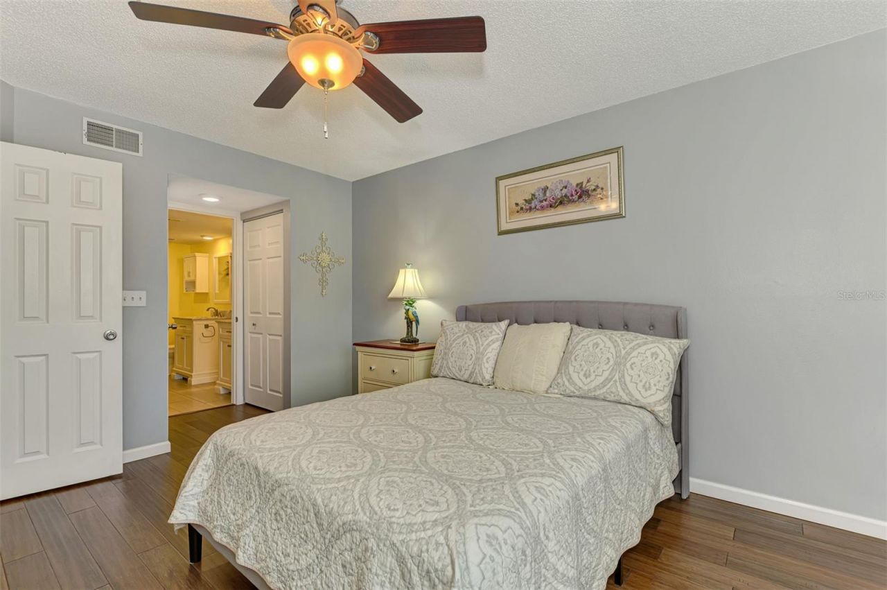 433 Cerromar Lane, Unit 341, Venice, FL 34293 Photo