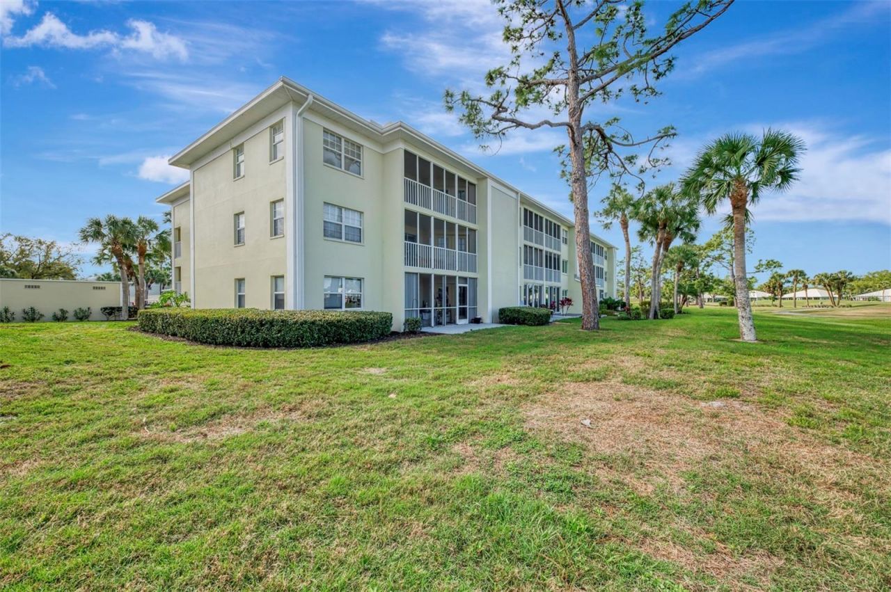 433 Cerromar Lane, Unit 341, Venice, FL 34293 Photo