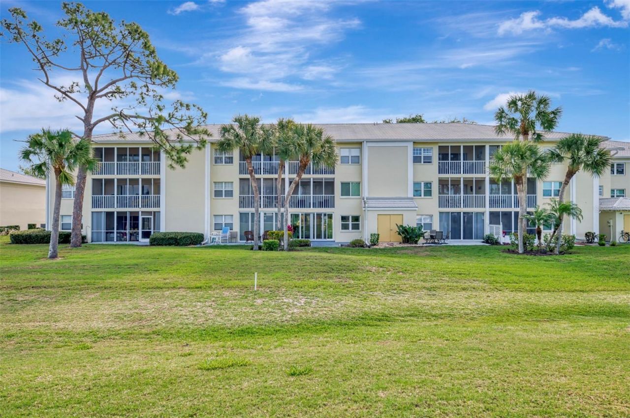 433 Cerromar Lane, Unit 341, Venice, FL 34293 Photo