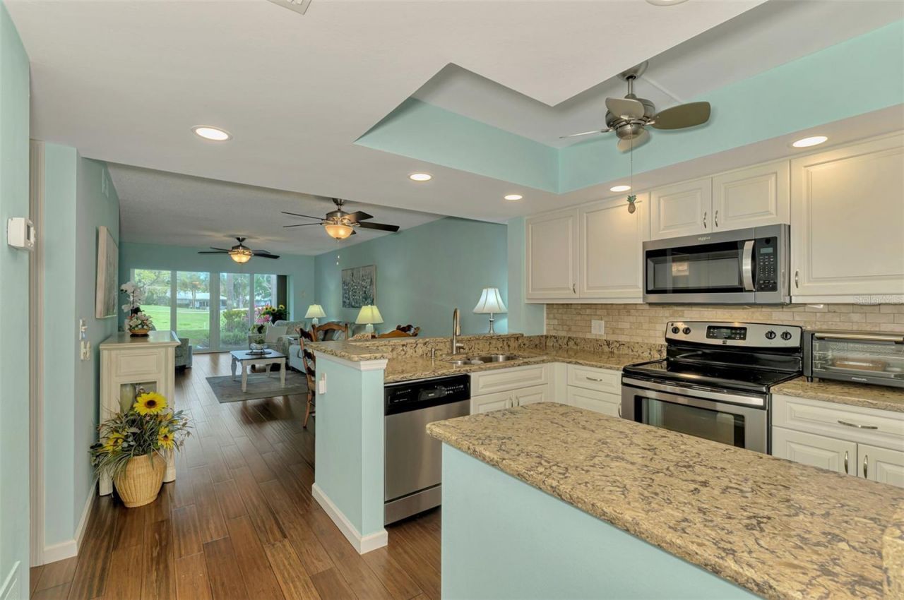433 Cerromar Lane, Unit 341, Venice, FL 34293 Photo