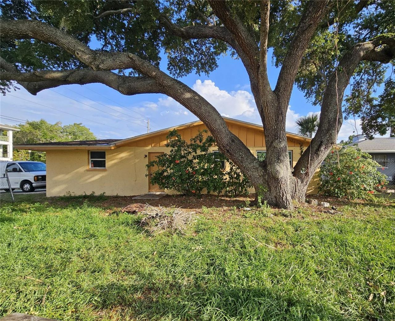 2255 Central Avenue , Sarasota, FL 34234 Photo