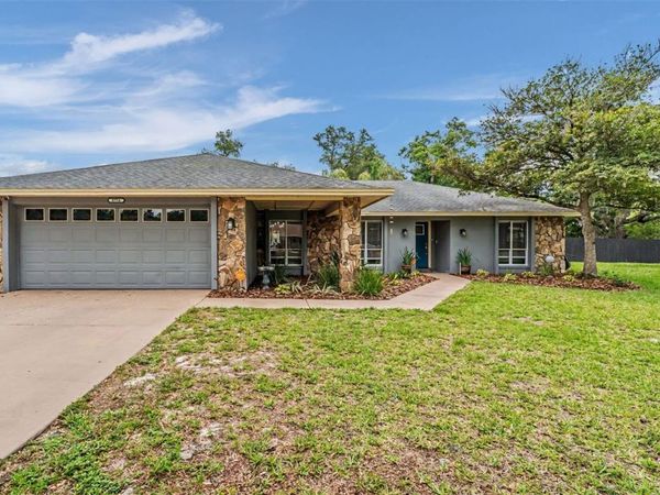 5776 DEER FLAG DRIVE , LAKELAND, FL 33811