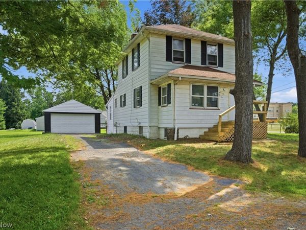 2453 Eddie Street , Youngstown, OH 44509