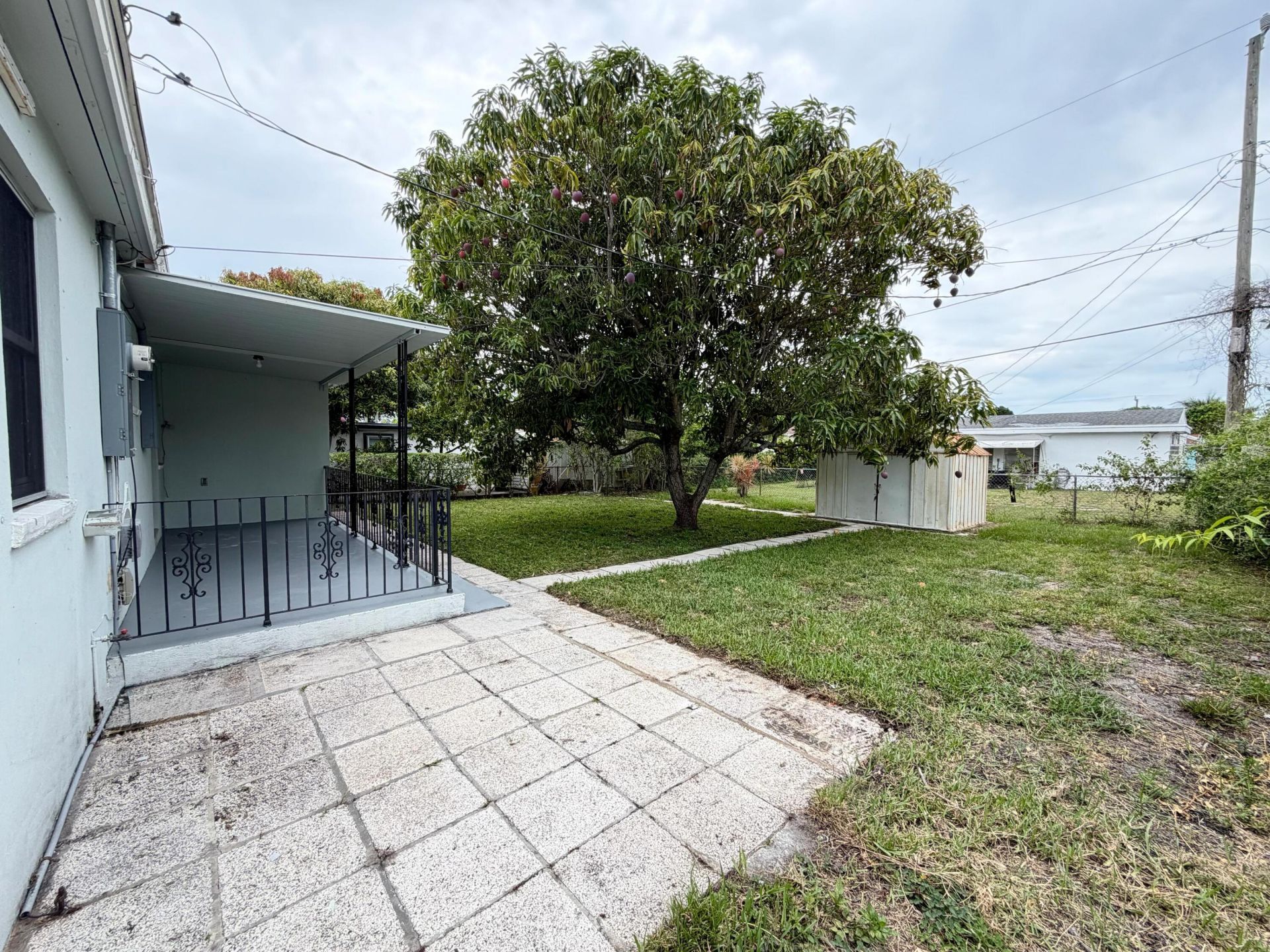 831 El Prado, West Palm Beach, FL 33405 Photo