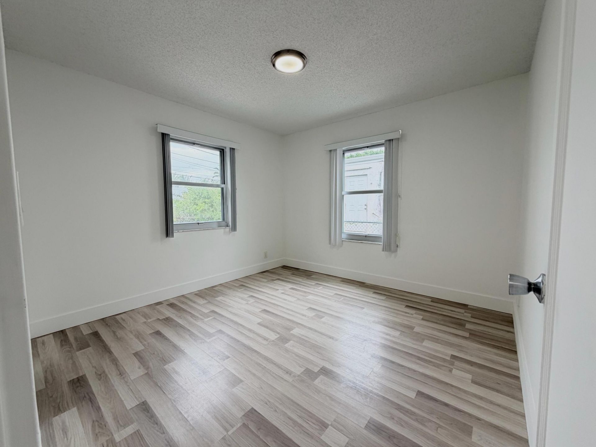 831 El Prado, West Palm Beach, FL 33405 Photo
