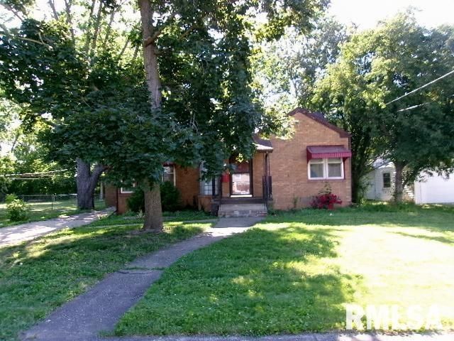 1425 N 5th Street, Chillicothe, IL 61523 Main Photo