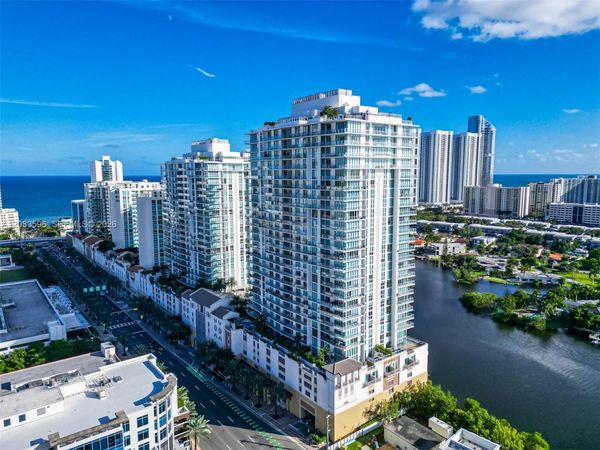 300 Sunny Isles Blvd , Unit 4-1805, Sunny Isles Beach, FL 33160