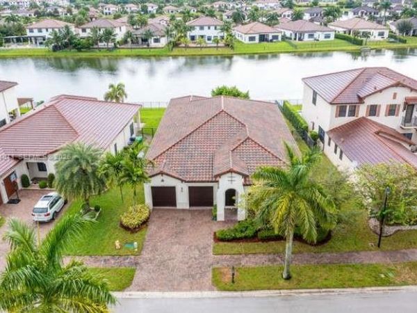 3091 NW 82nd Way , Cooper City, FL 33024