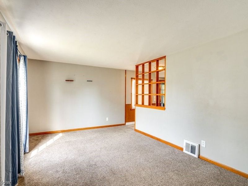 29800 Robert Street, Wickliffe, OH 44092 Photo 5