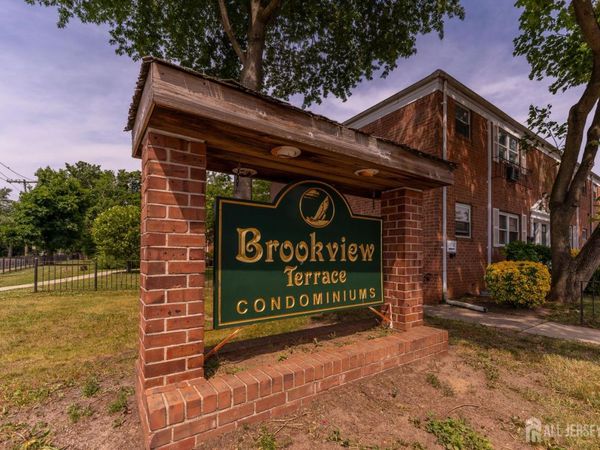 289 Main Street , Spotswood, NJ 08884
