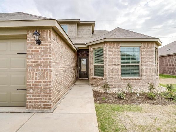 1025 Mcdonald Drive, Crowley, TX 76036