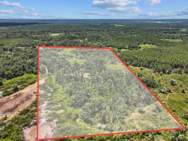 5582 H P Padgett Road , Perry, FL 32348