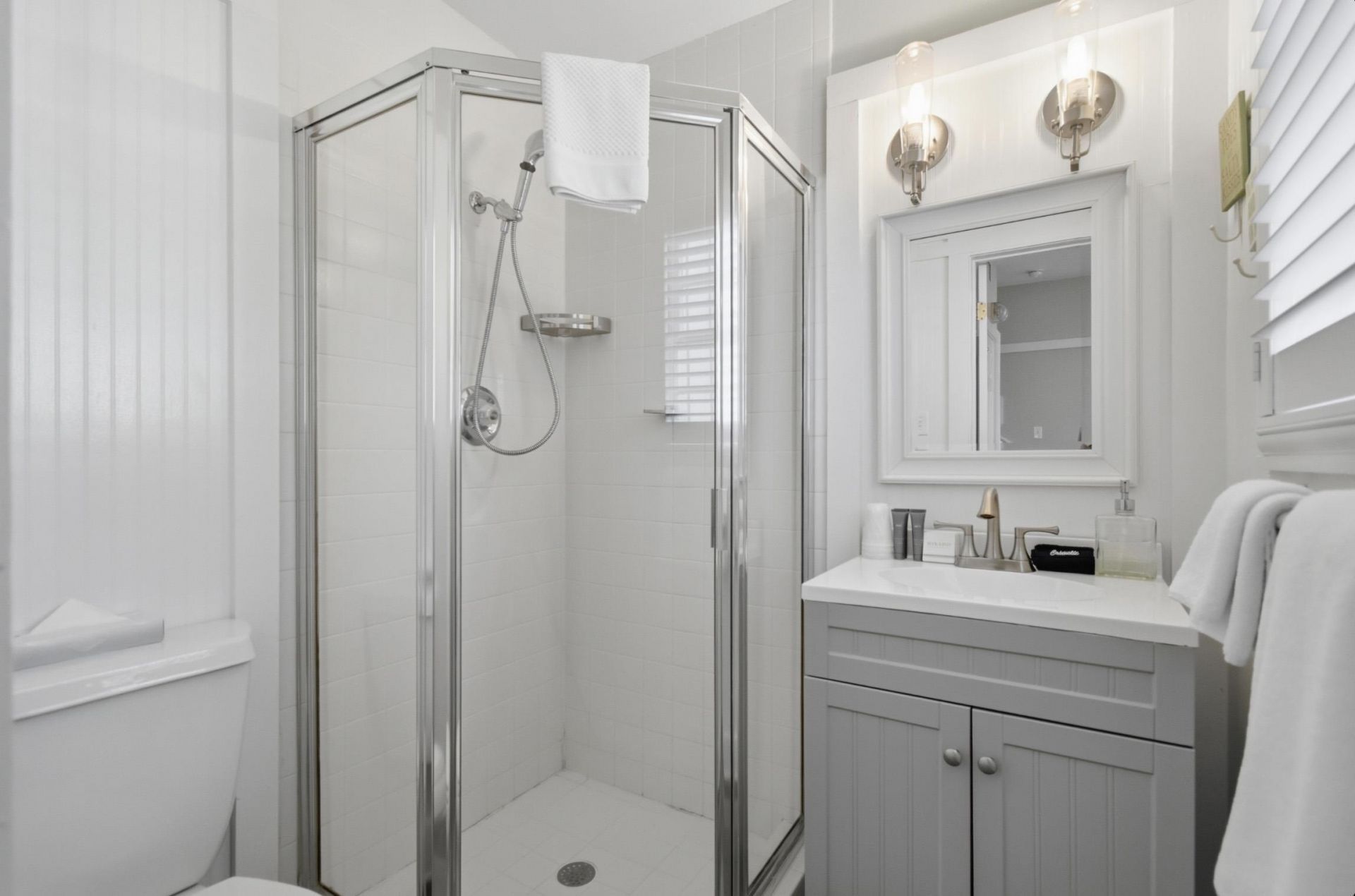 246 NE Maggie Circle , Steinhatchee, FL 32359 Photo