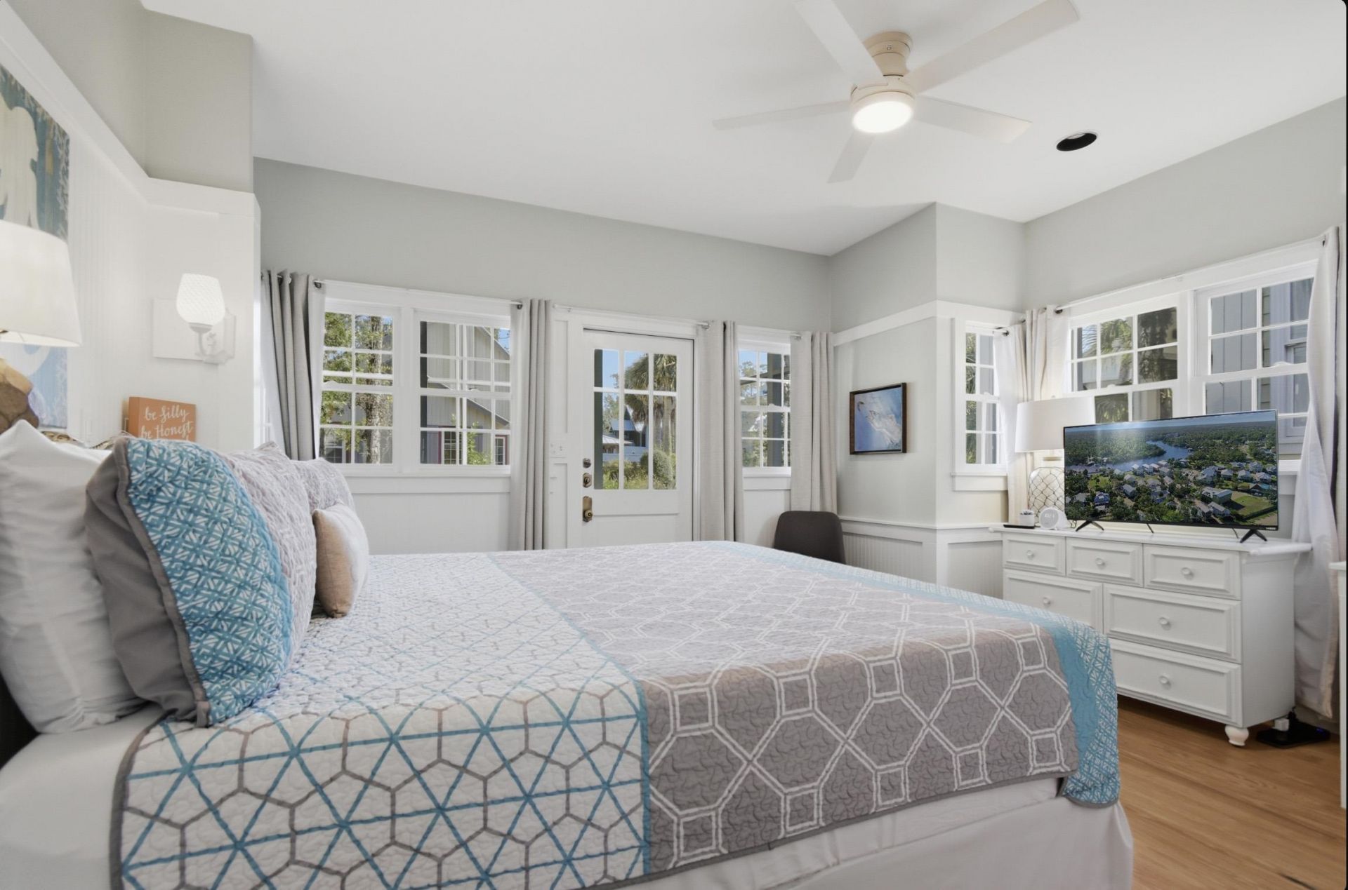 246 NE Maggie Circle , Steinhatchee, FL 32359 Photo