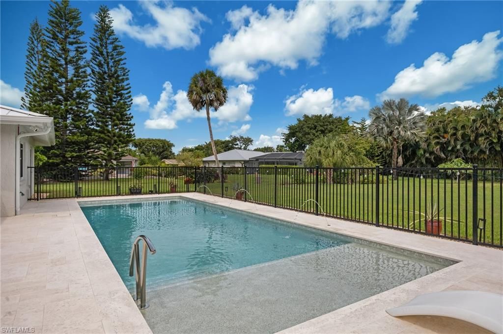 363 Juli Fe Dr, Naples, FL 34110 Photo