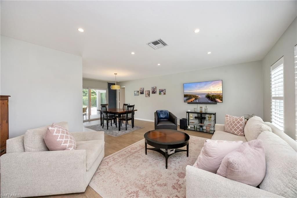 363 Juli Fe Dr, Naples, FL 34110 Photo