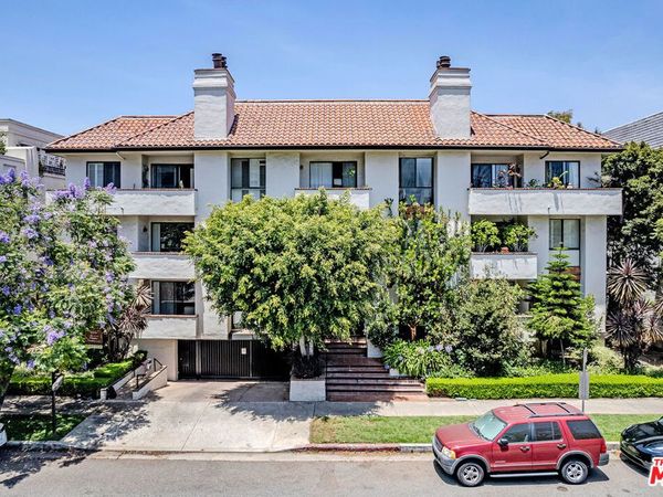 11755 Montana Avenue, Unit 306, Los Angeles, CA 90049