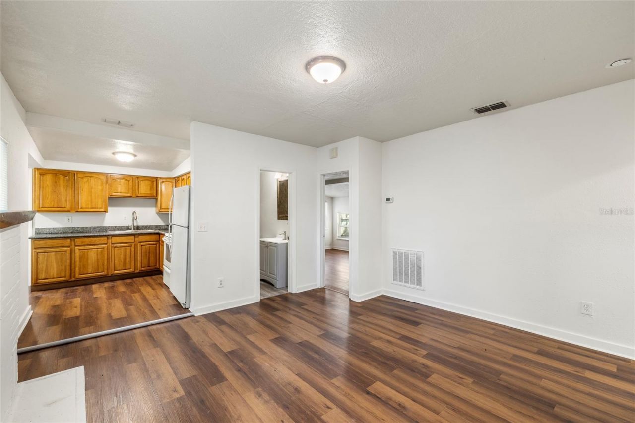 665 26th Avenue S, Saint Petersburg, FL 33705 Photo