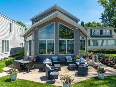 12765 Beach Avenue , Silver Creek, NY 14136