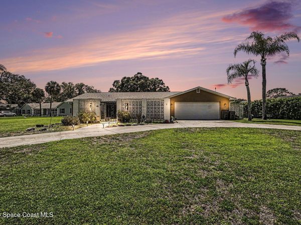 3100 Saunders Place , Titusville, FL 32780