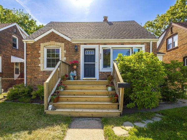 6828 Schneider Avenue, Hammond, IN 46323