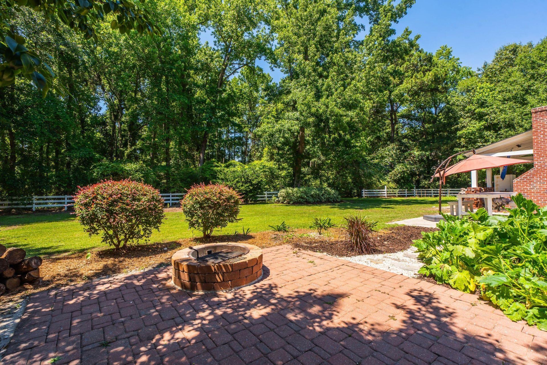 1882 Central Park Road Photo 46