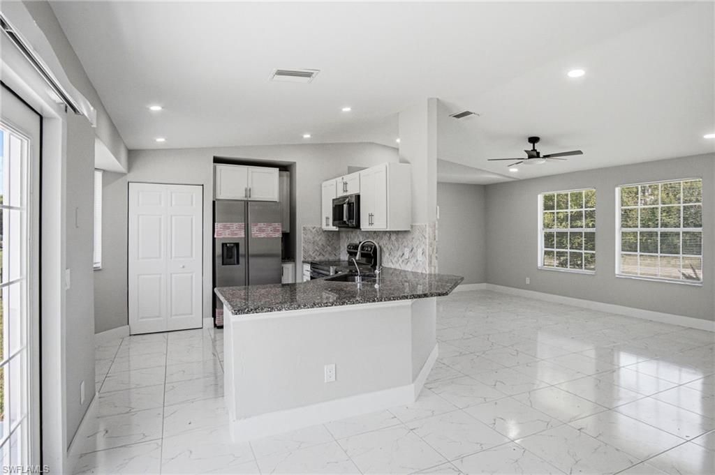 3501 38th St, Lehigh Acres, FL 33976 Photo