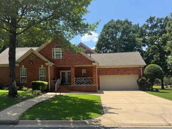 2 Rosaires Way, Little Rock, AR 72223