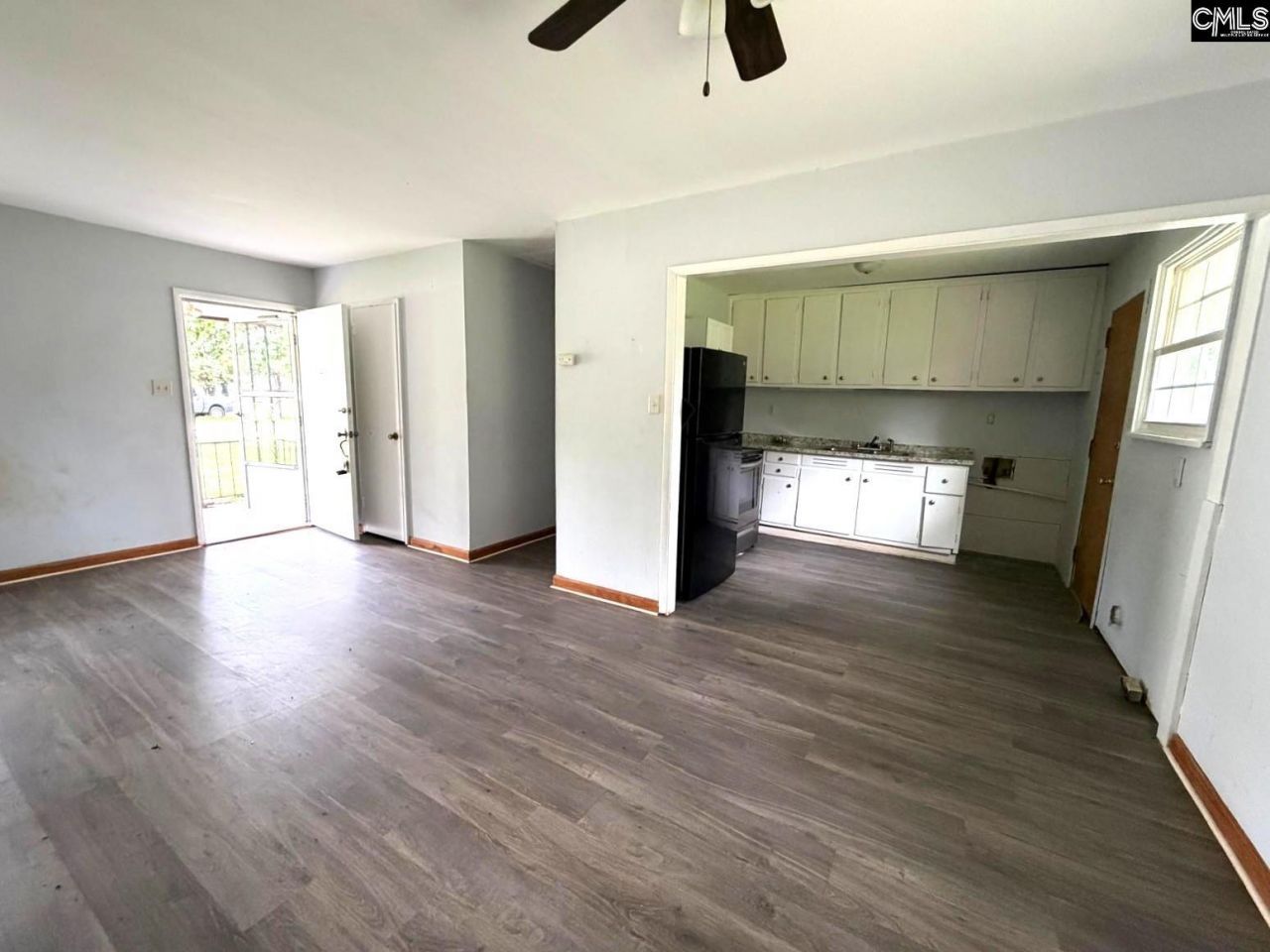 1113 Hahn Avenue Ne Photo 10