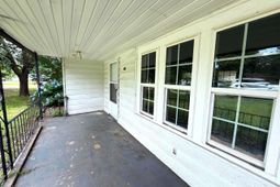 1113 Hahn Avenue Ne photo 4