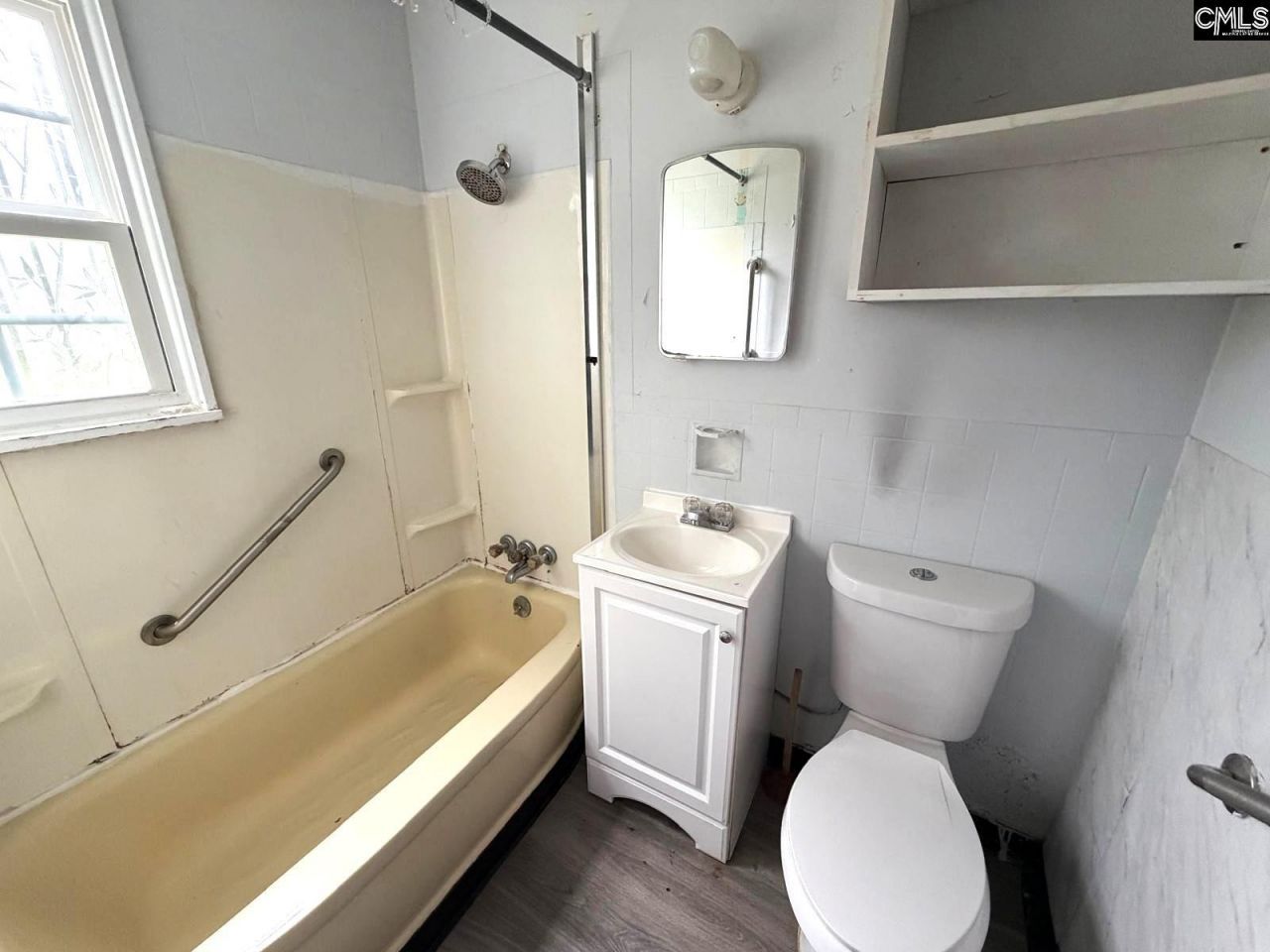 1113 Hahn Avenue Ne Photo 23