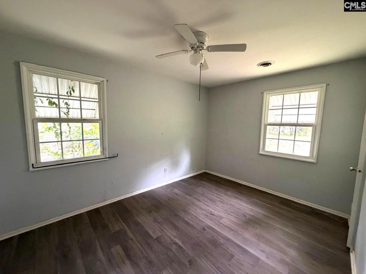 1113 Hahn Avenue Ne Photo 24