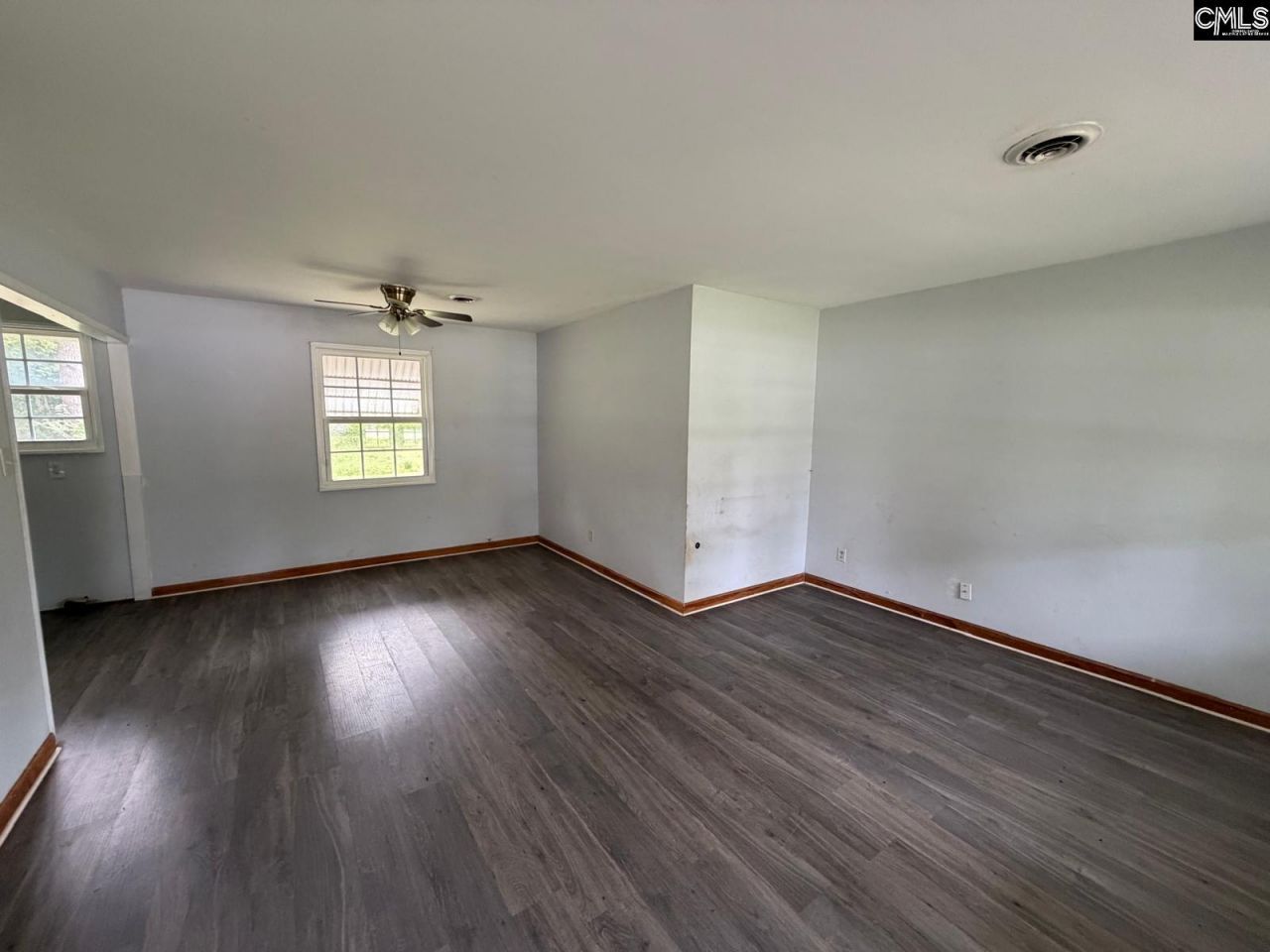 1113 Hahn Avenue Ne Photo 27