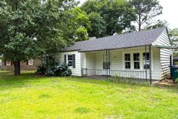 1113 Hahn Avenue Ne photo 4