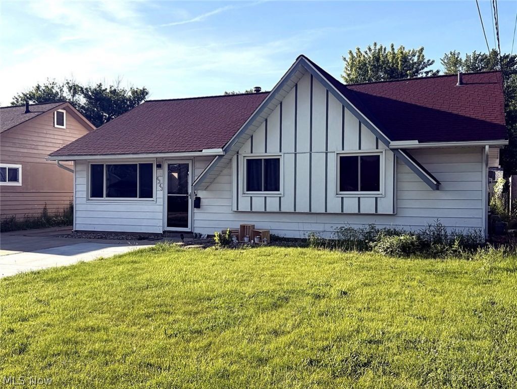 4343 Brockley Avenue, Sheffield Lake, OH 44054 Main Photo