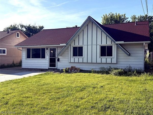 4343 Brockley Avenue , Sheffield Lake, OH 44054